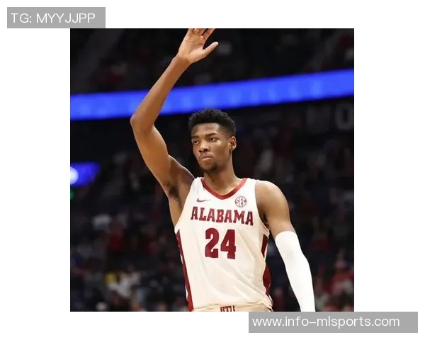 布兰登米勒透露肩部受伤情况强调整赛季佩戴绷带的重要性与必要性