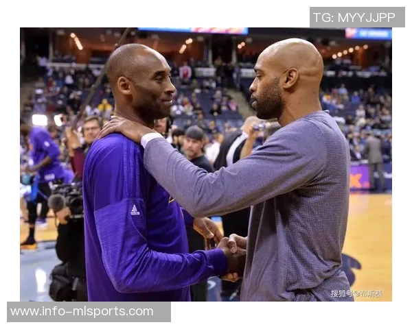 夸梅痛批湖人管理层将科比更衣室位置让给詹姆斯是对历史的亵渎 夸梅痛批湖人管理层将科比更衣室位置让给詹姆斯是对历史的亵渎