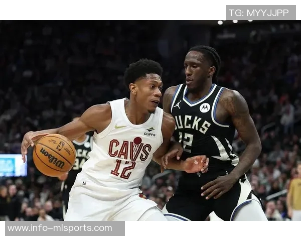 米切尔半场表现抢眼13投6中并罚球8中7砍下21分7篮板3助攻2抢断 米切尔半场表现抢眼13投6中并罚球8中7砍下21分7篮板3助攻2抢断